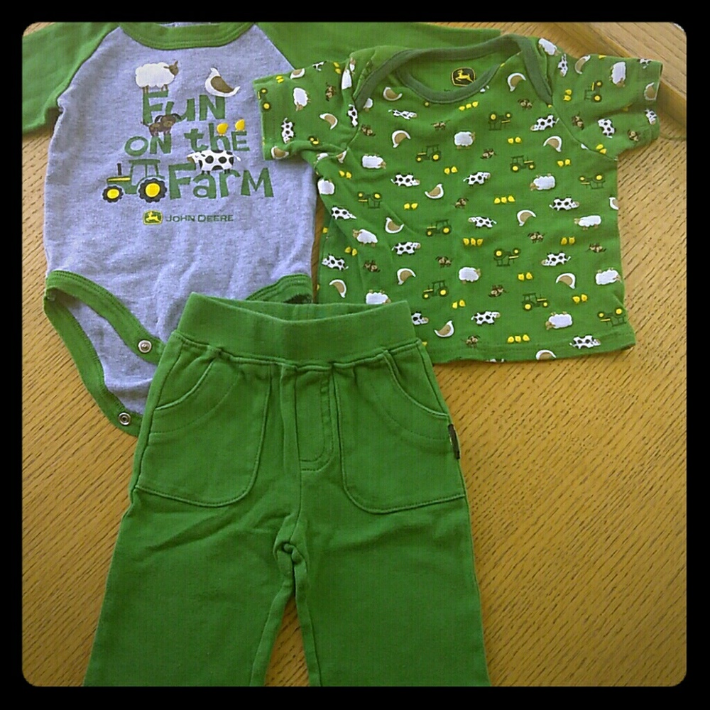 3 piece John Deere baby set